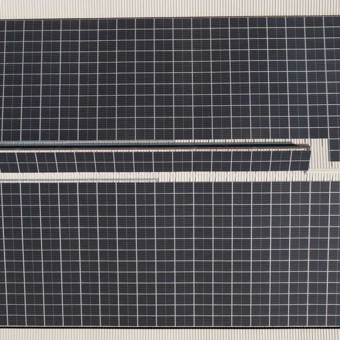 Tetto Aziendale (zoom) - Impianto Fotovoltaico